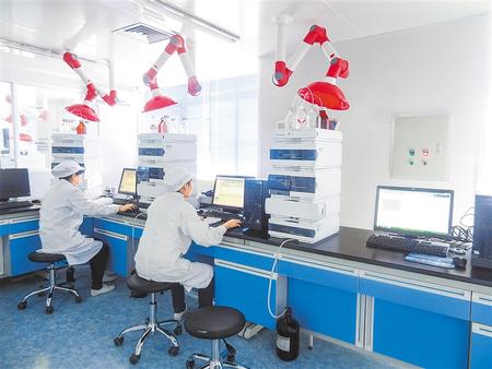 【抓“六穩(wěn)” 促“六?！薄繙p輕企業(yè)負擔 幫助渡過難關(guān)