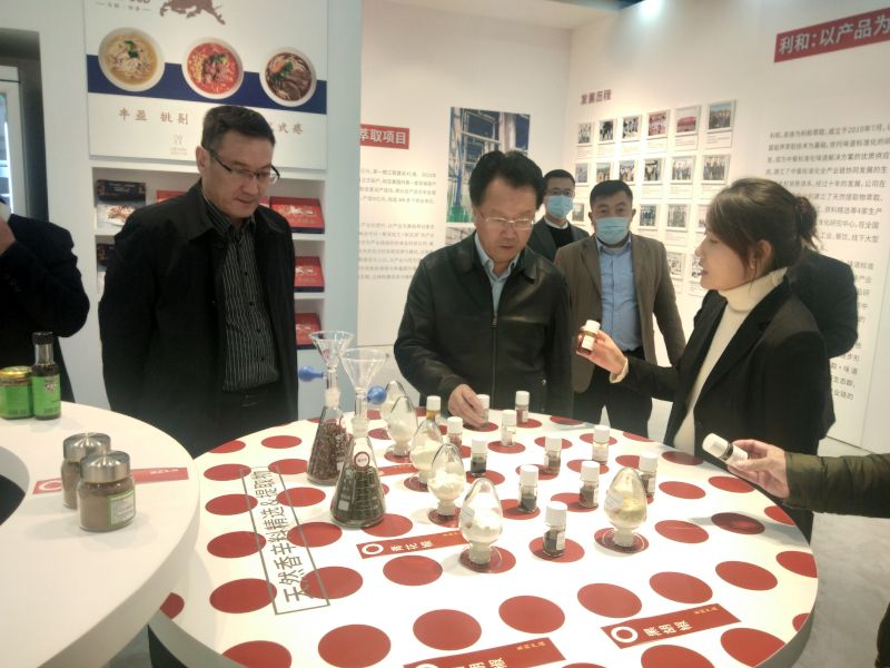 青島市農(nóng)業(yè)農(nóng)村局專家組來(lái)隴南開(kāi)展東西部協(xié)作交流幫扶工作